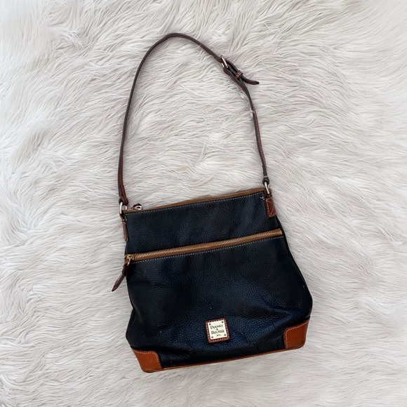 Dooney & Bourke Handbags - Dooney & Bourke Black Brown Pebbled Grain Leather Crossbody Shoulder Bag Purse